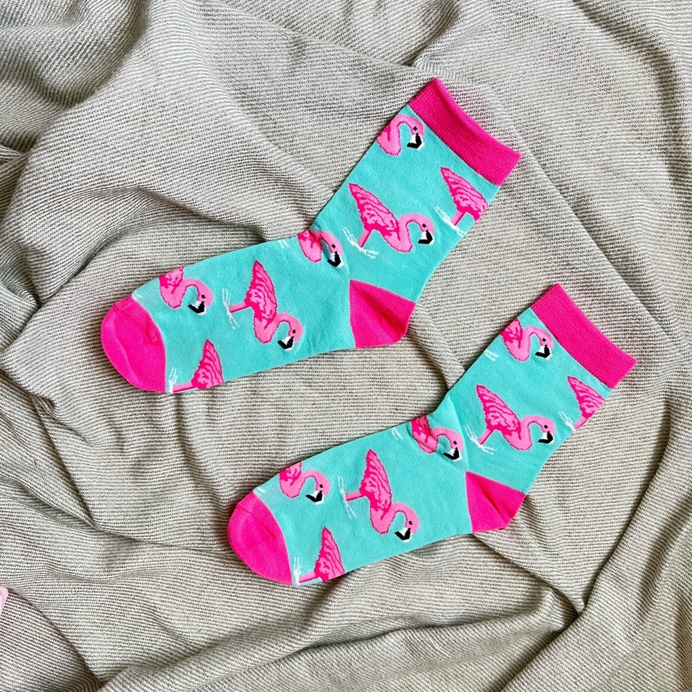 NWT Flamingos women’s socks